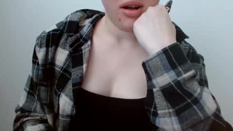 Leyla online show from 05-27-26, 06:43