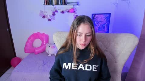 Snapshot of leyla_miller_ chatting on 03-28-26, 03:22 Leyla Miller online show from 03-28-26, 03:22