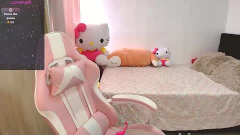 Snapshot of leylasloane chatting on 04-29-26, 03:49 Leyla online show from 04-29-26, 03:49
