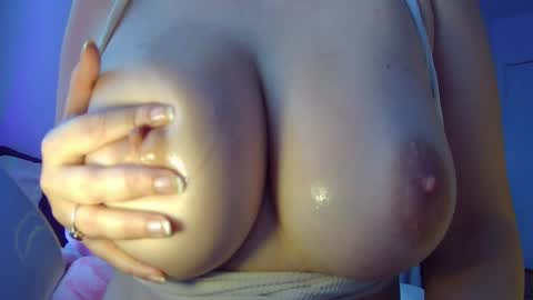 Leysun7 online show from 02-17-25, 09:24