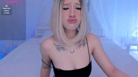 Lisa online show from 12-14-25, 05:57