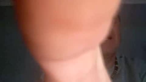 Snapshot of lhg1975 chatting on 11-05-25, 11:27 lhg1975 online show from 11-05-25, 11:27