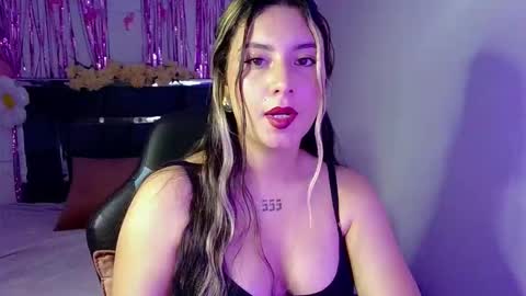 Lia  online show from 10-13-25, 11:16
