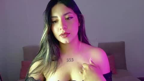 Snapshot of lia_14_ chatting on 06-06-26, 01:00 Lia online show from 06-06-26, 01:00
