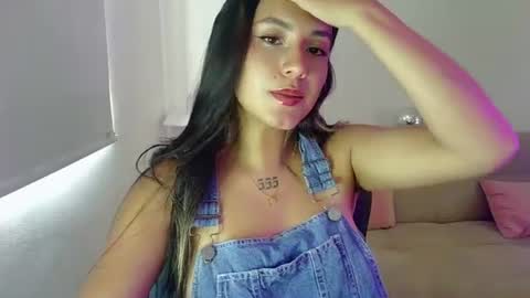 Lia  online show from 07-18-26, 08:34