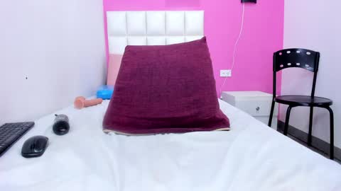 Snapshot of lia_antonella69 chatting on 01-30-25, 02:36 karol online show from 01-30-25, 02:36
