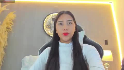 Snapshot of lia_banner chatting on 10-23-25, 12:04 L I A online show from 10-23-25, 12:04