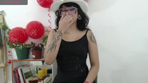 Lia online show from 04-16-26, 01:28