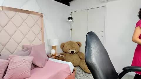 Snapshot of lia_damasco chatting on 07-06-26, 02:08 Lia online show from 07-06-26, 02:08