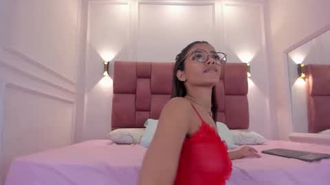 Lia online show from 01-22-25, 07:35