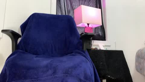 Snapshot of lia_hdz chatting on 04-18-26, 04:44 Kabroncita online show from 04-18-26, 04:44