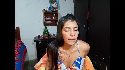 Lia online show from 12-18-24, 10:19