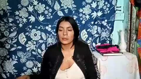 Snapshot of lia_hottie chatting on 06-11-26, 10:08 Lia online show from 06-11-26, 10:08