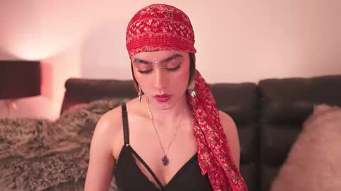 Snapshot of lia_mackenzie chatting on 12-04-25, 08:06 liaa online show from 12-04-25, 08:06