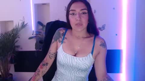 Lia Mitch online show from 03-04-25, 06:50
