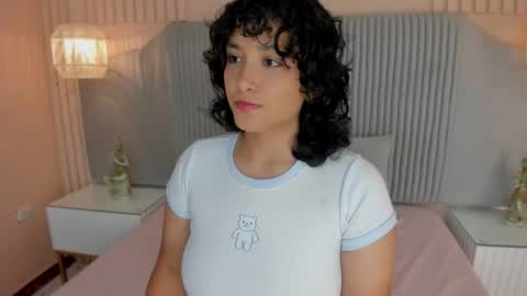 Snapshot of lia_savage chatting on 02-18-26, 11:39 online show from 02-18-26, 11:39