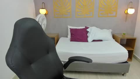 Lia  online show from 12-28-24, 02:54