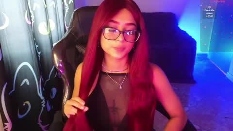 lia_varel online show from 05-08-26, 01:27
