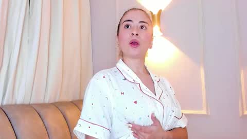 liz walton online show from 10-14-25, 03:57