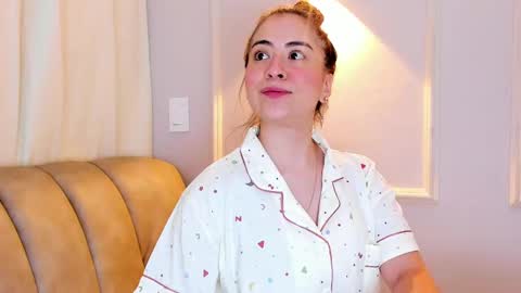 Snapshot of lia_walton__ chatting on 11-20-25, 05:12 liz walton online show from 11-20-25, 05:12