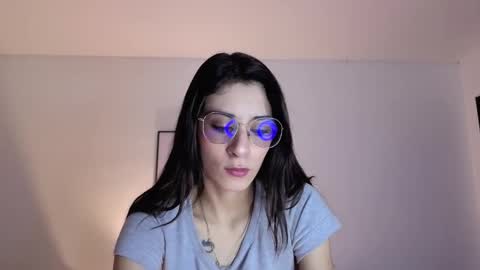 Lia  online show from 11-01-25, 02:19