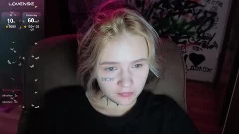 liaaa_li online show from 11-11-25, 07:08