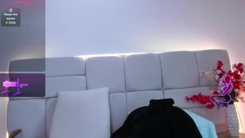 Snapshot of liaagener chatting on 06-05-26, 02:51 Liaa online show from 06-05-26, 02:51