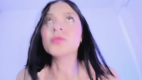 Lia online show from 01-20-25, 09:11