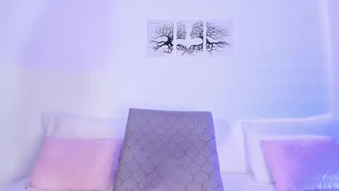 Lia online show from 02-12-25, 03:38