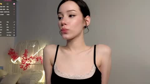 Lia  online show from 06-04-26, 08:53