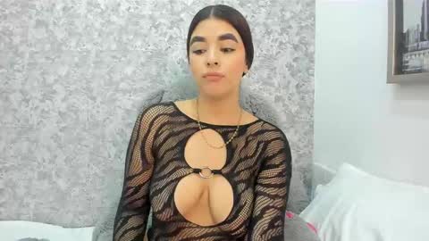 liah_evanss online show from 11-19-25, 12:27