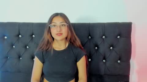 Snapshot of liah_star chatting on 11-09-25, 08:29 Liah online show from 11-09-25, 08:29