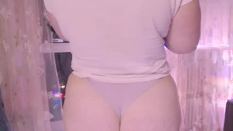 miss Lia  colection for travel online show from 12-08-24, 10:14