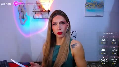 Snapshot of liahstone07 chatting on 05-12-26, 02:47 Liah Stone online show from 05-12-26, 02:47