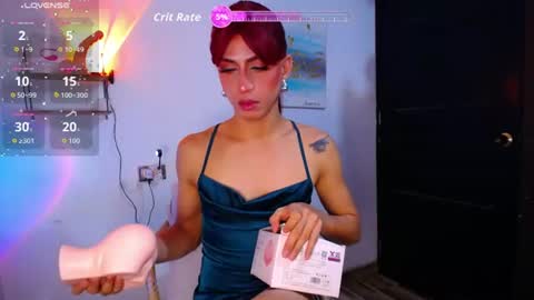 Snapshot of liahstone07 chatting on 06-13-26, 04:27 Liah Stone online show from 06-13-26, 04:27