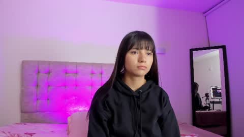 Snapshot of liajohnnson chatting on 06-28-26, 04:29 liajohnnson online show from 06-28-26, 04:29