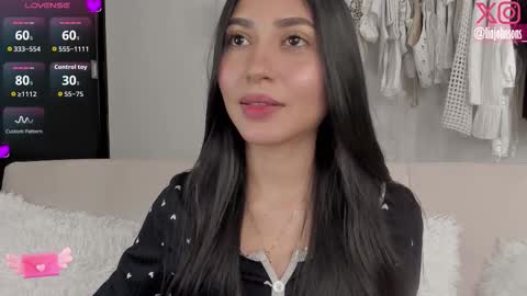 Lia Johnsons online show from 02-24-26, 02:20