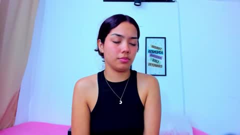 Snapshot of liakiity chatting on 10-18-25, 03:35 Lia Kitty online show from 10-18-25, 03:35