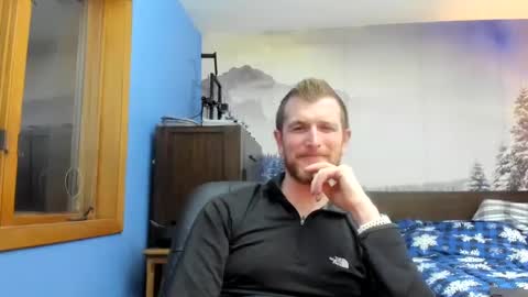 Liam online show from 03-08-25, 01:28