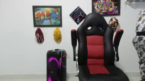 Andres online show from 11-22-25, 10:31