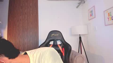 Liam Collins online show from 10-16-25, 11:55