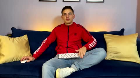 Liam online show from 01-22-25, 01:10