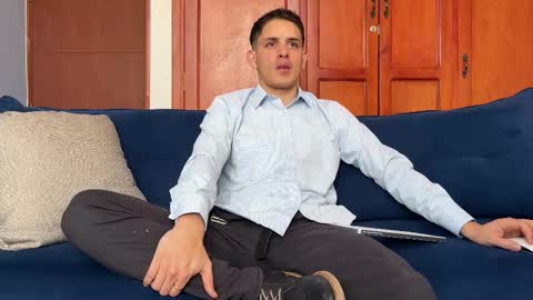 Liam online show from 12-14-25, 05:51