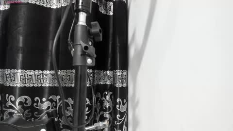 LIAM KLEIN online show from 03-10-25, 11:21