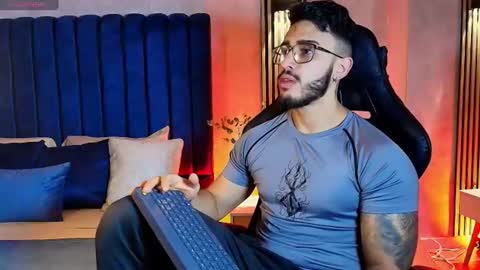 Snapshot of liam_kleiin chatting on 07-15-26, 11:15 LIAM KLEIN online show from 07-15-26, 11:15