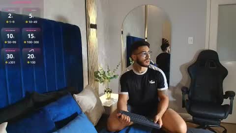 Snapshot of liam_kleiin chatting on 07-17-26, 11:06 LIAM KLEIN online show from 07-17-26, 11:06