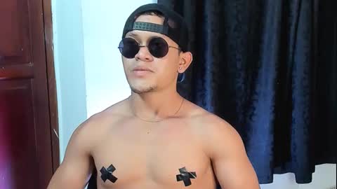 liam_knight online show from 11-06-25, 05:19