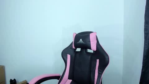 liam_oasiss online show from 12-30-24, 05:48