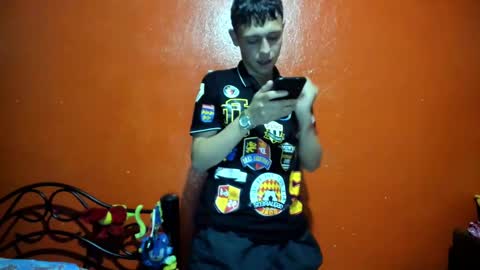 liam_oasiss online show from 12-31-24, 09:28