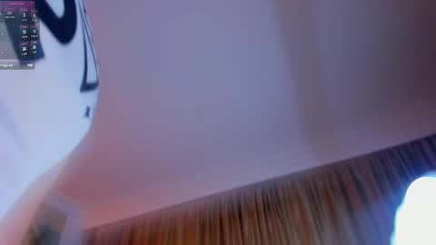 liam online show from 02-09-25, 06:33